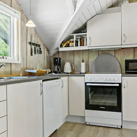 3 Bedroom Cozy In Casa de Férias Toftlund