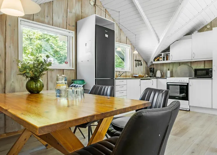 3 Bedroom Cozy In Toftlund